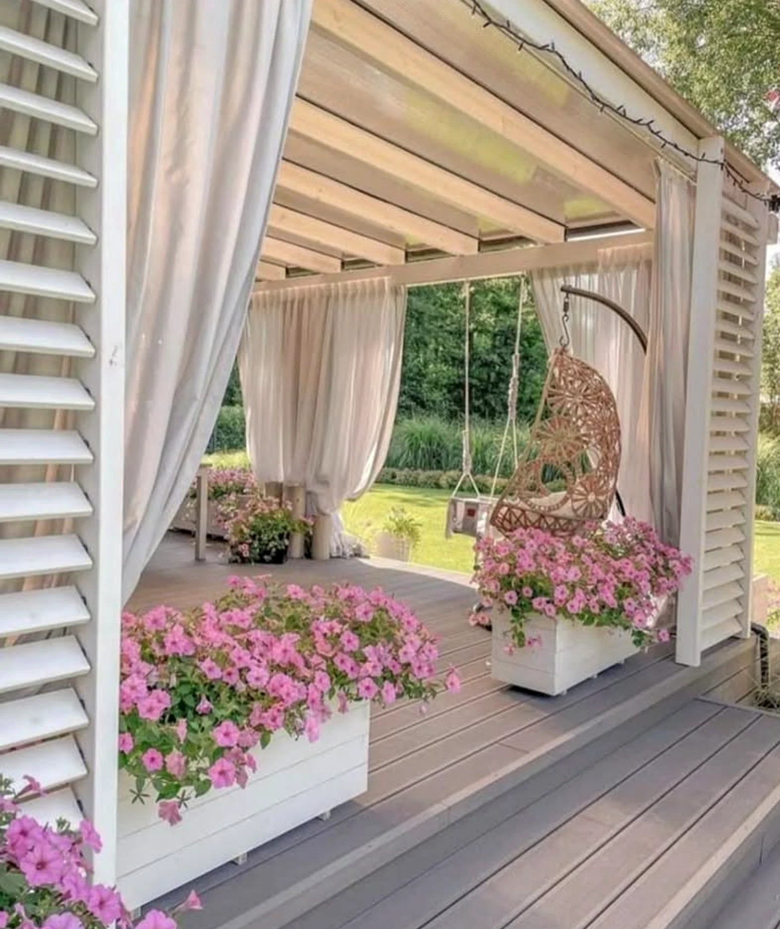 Soft tile detail brings focus to the sitting area, creating a mood that feels bright but not busy.